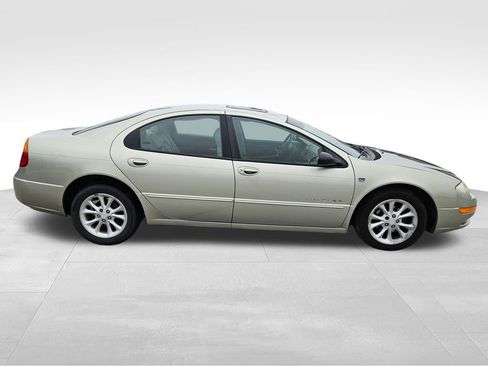 Used 2000 Chrysler 300M FWD image 4