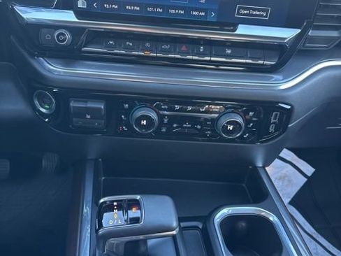 Used 2024 Chevrolet Silverado 1500 High Country w/ High Country Premium Package image 20