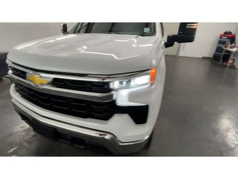 Used 2024 Chevrolet Silverado 1500 LT w/ Max Trailering Package image 4