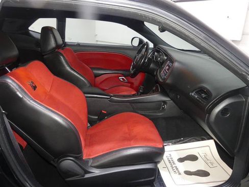 Used 2022 Dodge Challenger R/T Scat Pack w/ Shaker Package RWD image 22