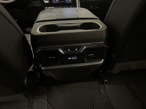 Used 2024 GMC Sierra 1500 Denali w/ Denali Reserve Package AWD/4WD image 16