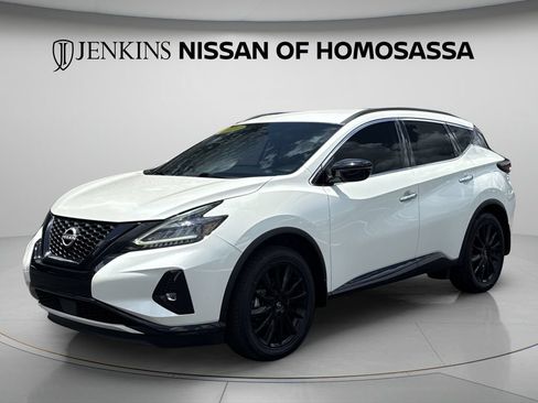 Certified 2023 Nissan Murano SV w/ SV Midnight Edition Package FWD image 11