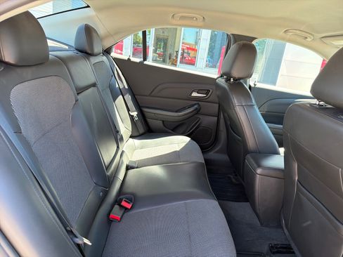 Used 2016 Chevrolet Malibu LT w/ Power Convenience Package FWD image 23