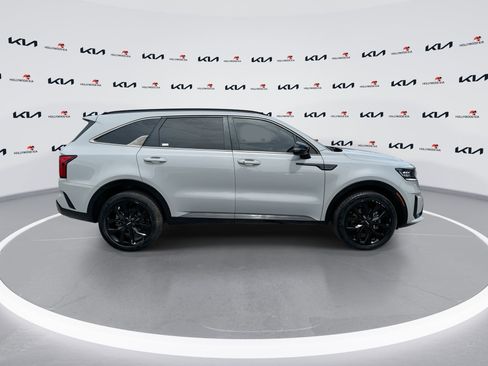 Certified 2022 Kia Sorento SX AWD/4WD image 9