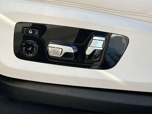 New 2026 BMW X6 M60i image 25