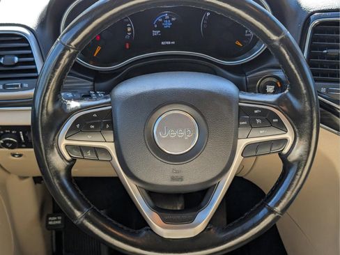 Used 2019 Jeep Grand Cherokee Limited image 14