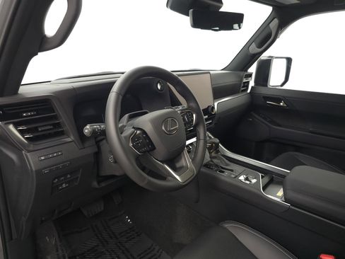 New 2026 Lexus GX 550 AWD/4WD image 5