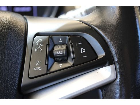 Used 2020 Chevrolet Trax LT w/ LT Convenience Package image 31