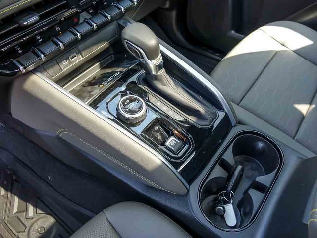 New 2026 Chevrolet Colorado ZR2 w/ Technology Package AWD/4WD image 27