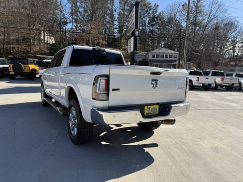 Used 2018 RAM 3500 Laramie w/ Convenience Group image 7
