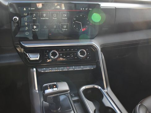 Certified 2025 GMC Sierra 1500 Denali image 17