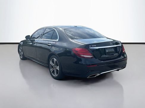 Used 2019 Mercedes-Benz E 300 4MATIC image 5