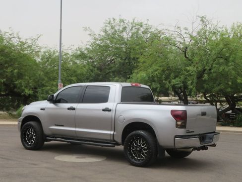 Used 2010 Toyota Tundra 2WD CrewMax w/ Tow Pkg image 5