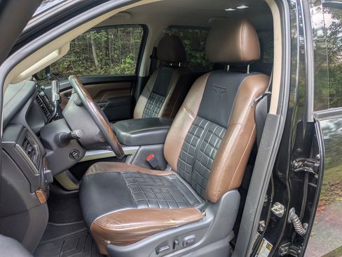 Used 2017 Nissan Titan Platinum Reserve w/ Off-Road Package image 9