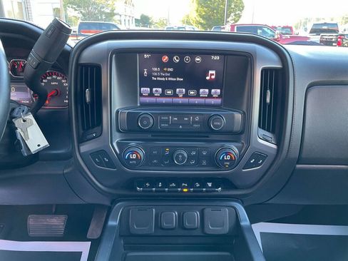 Used 2016 GMC Sierra 2500 SLT w/ Duramax Plus Package image 29