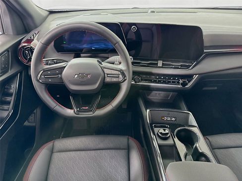 New 2026 Chevrolet Equinox RS w/ Convenience Package III image 2