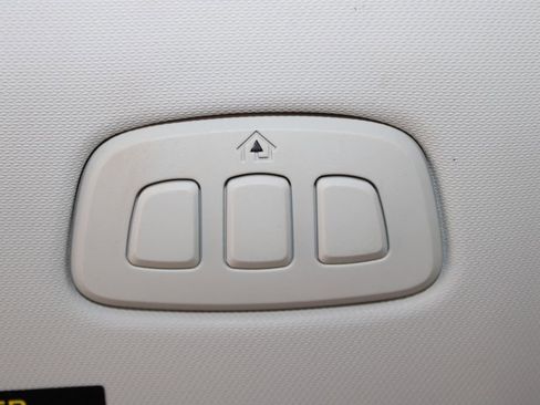 Used 2023 Ford Escape Platinum AWD/4WD image 35