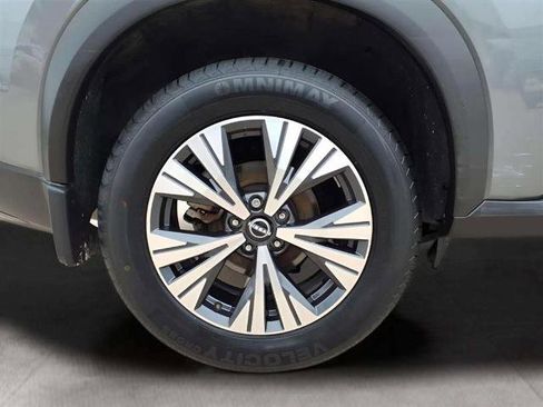 Certified 2023 Nissan Rogue SV FWD image 20