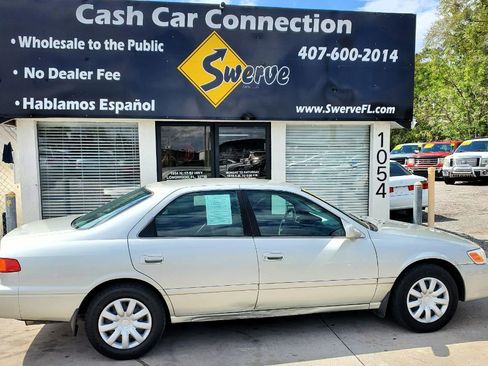 Used 2000 Toyota Camry LE image 7