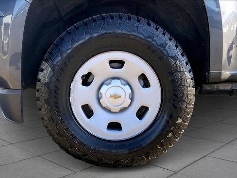 Used 2017 Chevrolet Colorado W/T image 11