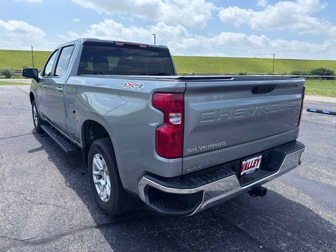 Used 2025 Chevrolet Silverado 1500 LT AWD/4WD image 15