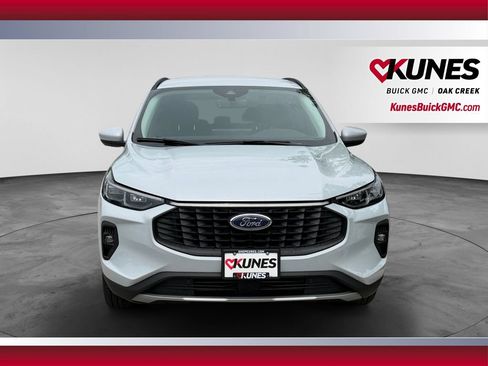 Used 2025 Ford Escape Platinum AWD/4WD image 3