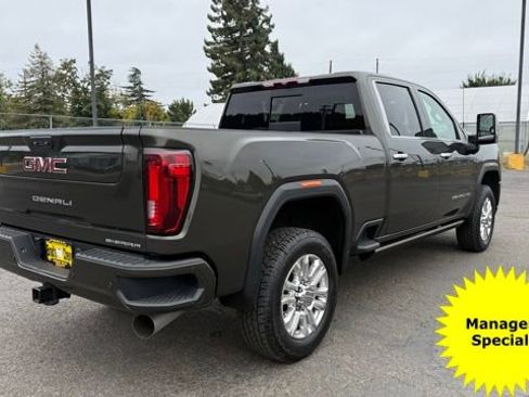 Used 2022 GMC Sierra 2500 Denali image 4