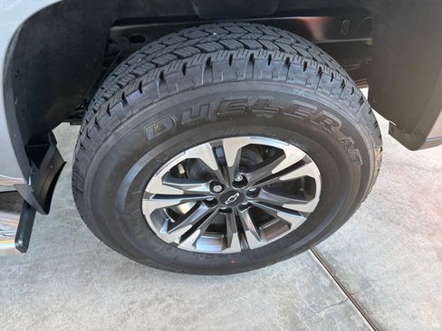 Used 2021 Chevrolet Colorado W/T w/ WT Convenience Package image 45