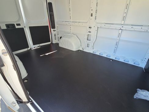 New 2025 RAM ProMaster 1500 w/ Convenience Group FWD image 11