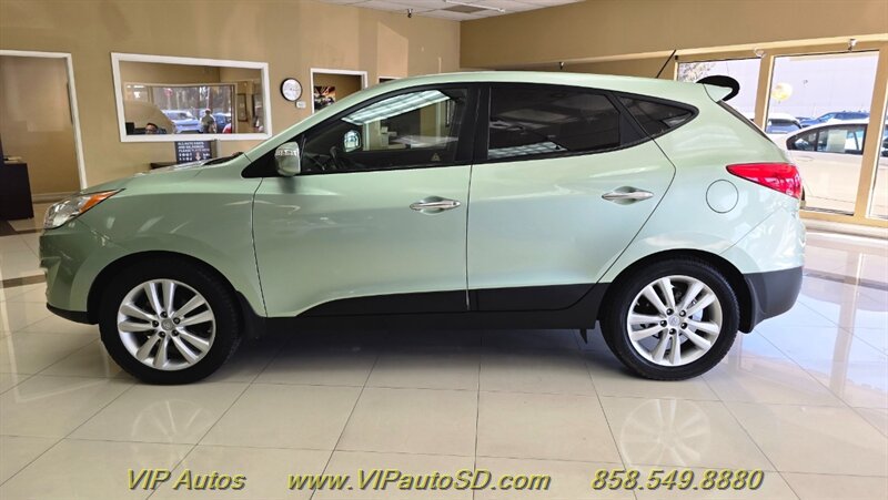 Used 2011 Hyundai Tucson Limited w/ Premium Pkg 3 FWD image 14
