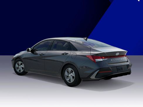 New 2026 Hyundai Elantra SE FWD image 5