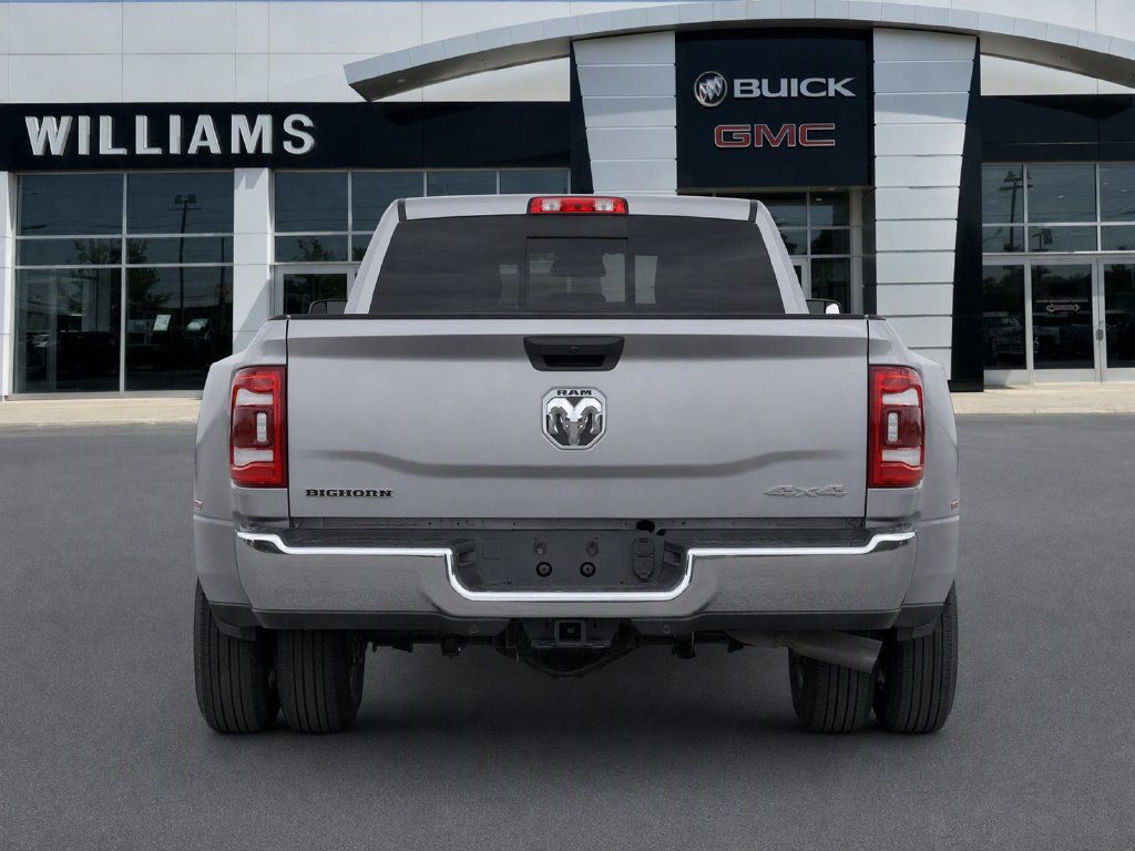 Used 2024 RAM 3500 Big Horn AWD/4WD image 6