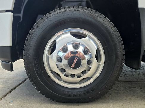 Used 2013 GMC Sierra 3500 Denali image 16