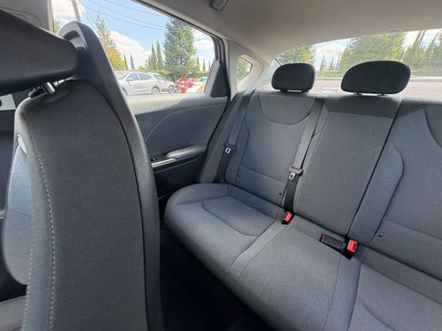 Used 2025 Kia K4 LXS FWD image 39