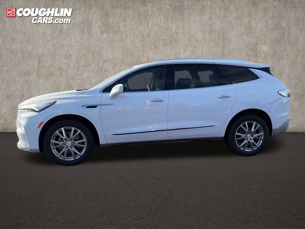 Used 2022 Buick Enclave Premium w/ Experience Buick Package FWD image 4