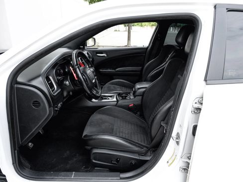 Used 2019 Dodge Charger Scat Pack w/ Daytona Edition Group RWD image 15