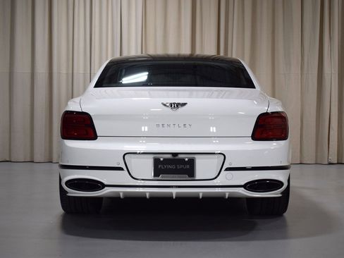 New 2025 Bentley Flying Spur Speed image 16