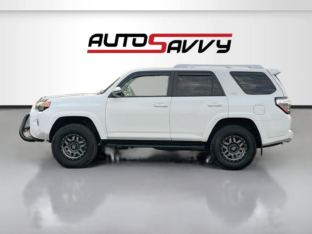 Used 2018 Toyota 4Runner SR5 Premium AWD/4WD image 4