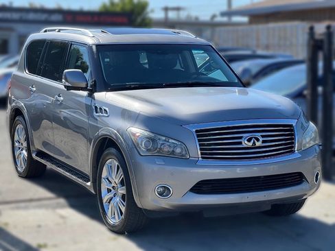 Used 2012 INFINITI QX56 2WD w/ Deluxe Touring Pkg image 1