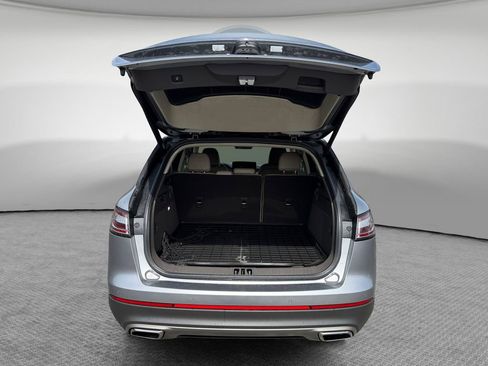 Used 2022 Lincoln Nautilus AWD w/ Premium Package image 25