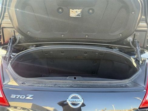 Used 2013 Nissan 370Z Touring w/ Sport Pkg image 33