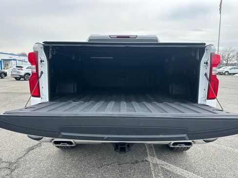 Used 2022 Chevrolet Silverado 1500 LTZ w/ LTZ Premium Package AWD/4WD image 14