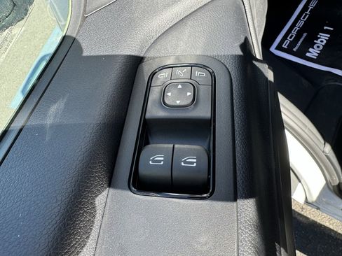 Used 2024 Mercedes-Benz Sprinter 144 Cargo image 23