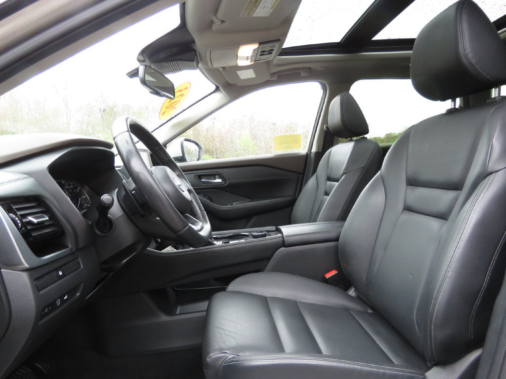 Used 2023 Nissan Rogue SL AWD/4WD image 10