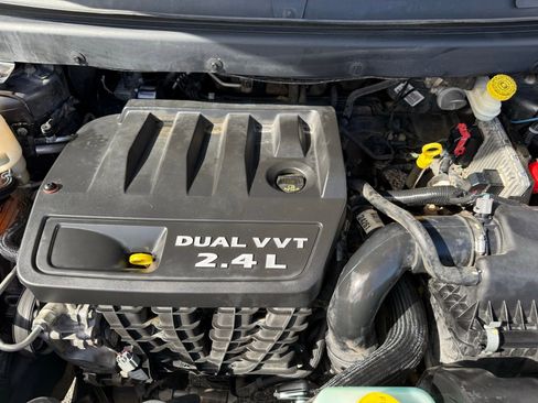 Used 2014 Dodge Journey American Value Package FWD image 19