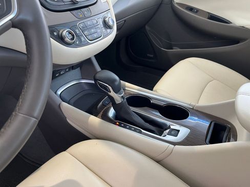 Used 2024 Chevrolet Malibu LT image 41