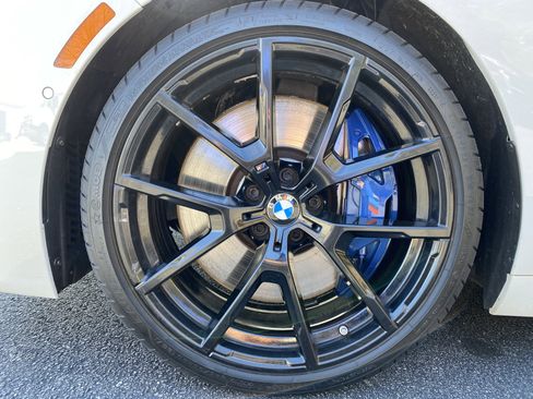 Used 2019 BMW M850i xDrive Coupe w/ M Carbon Exterior Package image 40