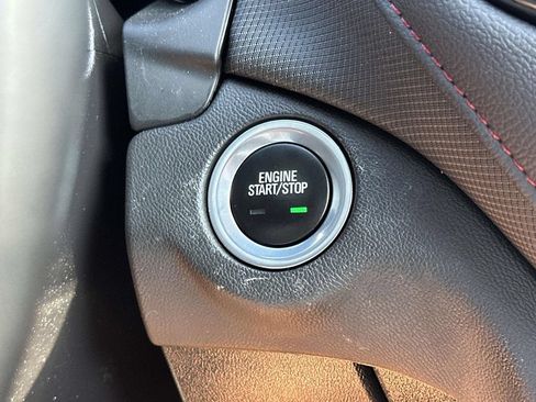 Used 2024 Chevrolet Equinox RS w/ LPO, Floor Liner Package FWD image 31
