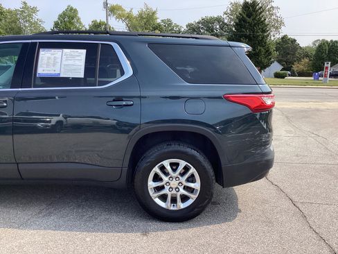 Used 2020 Chevrolet Traverse LT image 4