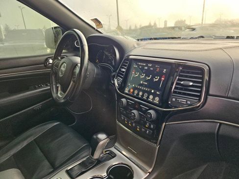 Used 2020 Jeep Grand Cherokee High Altitude image 15